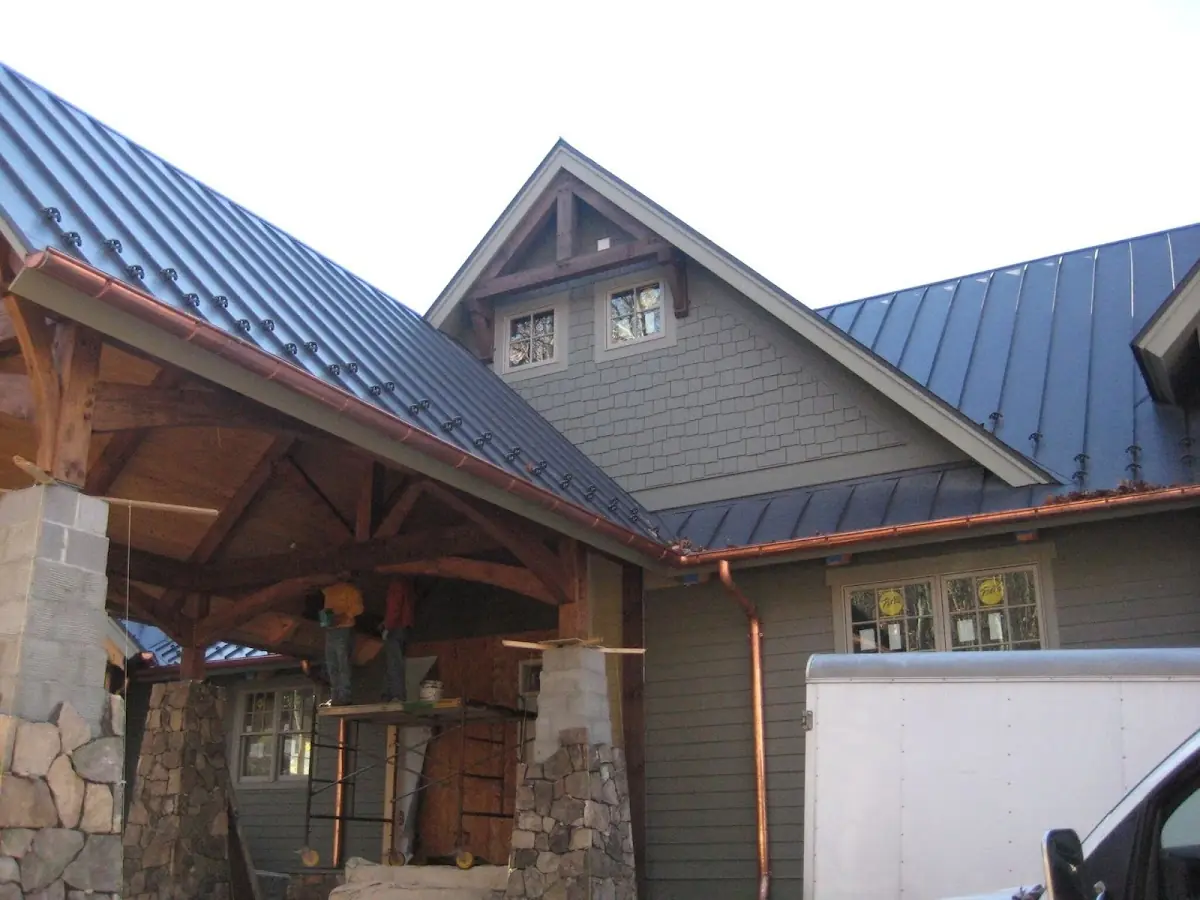 Craftsman Roofing team delivering quality roofing work in Stone Tavern